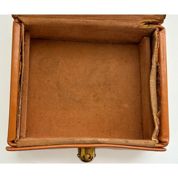 Vintage Brown Faux Leather Trinket Jewelry Box Brass Button Closure Retro Decor - Picture 10 of 14